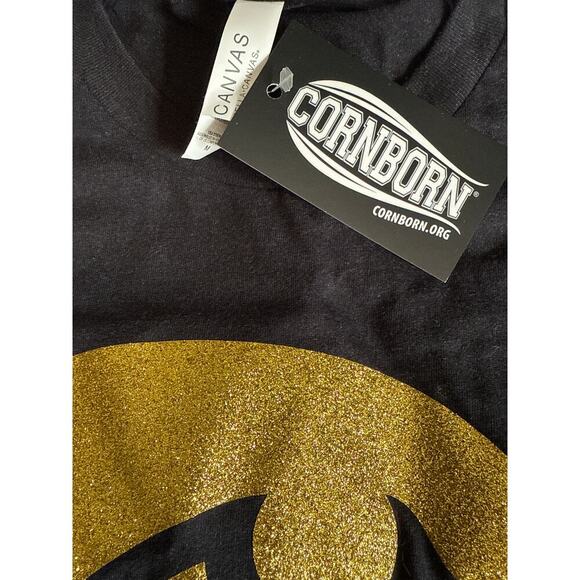 IOWA HAWKEYES - NEW WITH TAGS - shirt M medium - Picture 3 of 4